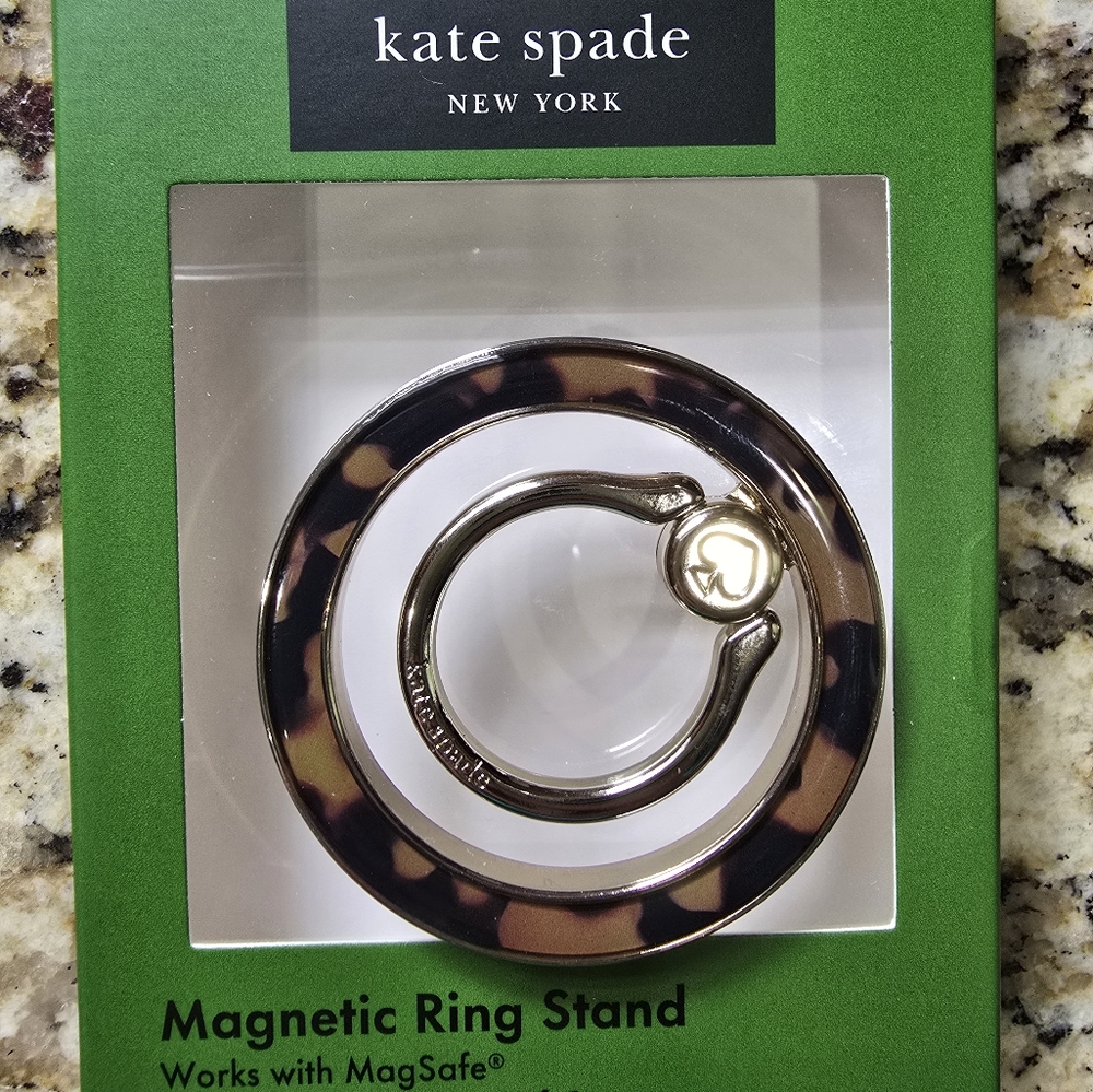 Magsafe magnetic ring stand Kate spade
